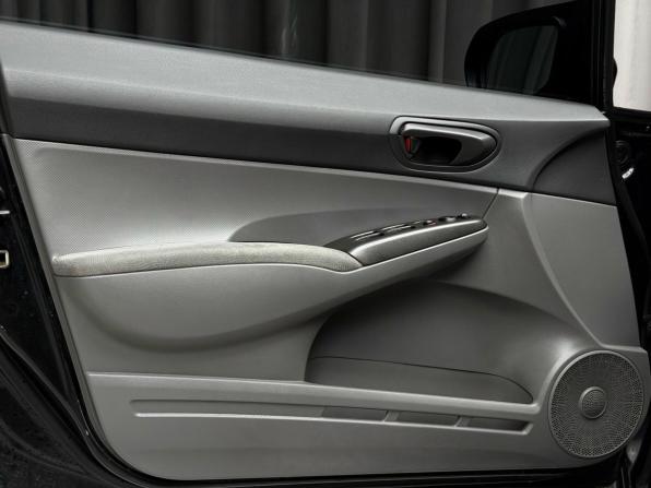 Honda Civic VIII с пробегом 2007 года, цена 979 000 рублей, 251235 км, седан, Автокод Объявления