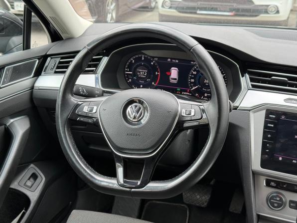 Volkswagen Passat B8 с пробегом 2019 года, цена 1 899 000 рублей, 219000 км, универсал, Автокод Объявления