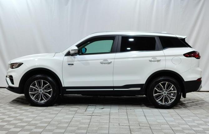Geely Atlas Pro с пробегом 2024 года, цена 2 350 000 рублей, 31450 км, внедорожник, Автокод Объявления