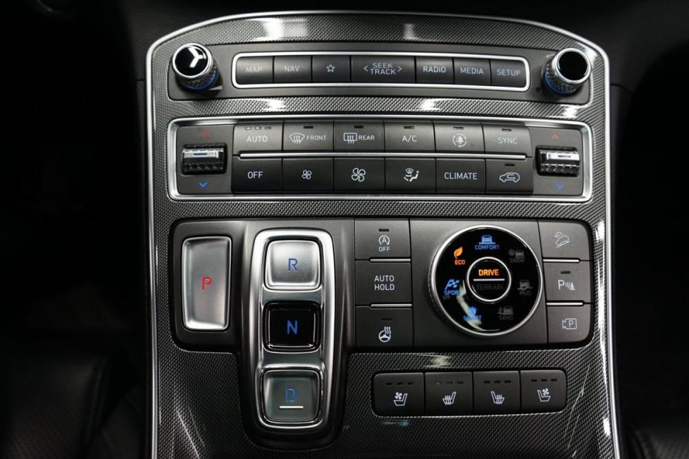 Hyundai Santa Fe IV Рестайлинг Крым  - изображение 24