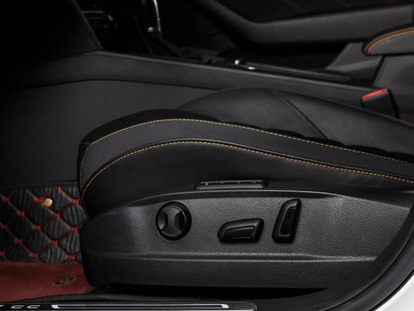 Volkswagen Passat CC II Рестайлинг с пробегом 2020 года, цена 3 790 000 рублей, 31778 км, лифтбек, Автокод Объявления