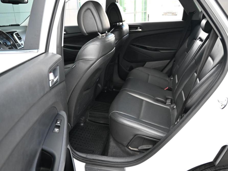 Hyundai Tucson III Новороссийск  - изображение 11