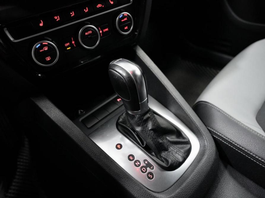 Volkswagen Jetta VI Ульяновск  - изображение 17