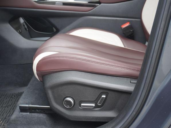 Geely Monjaro I с пробегом 2024 года, цена 3 276 000 рублей, 69207 км, внедорожник, Автокод Объявления