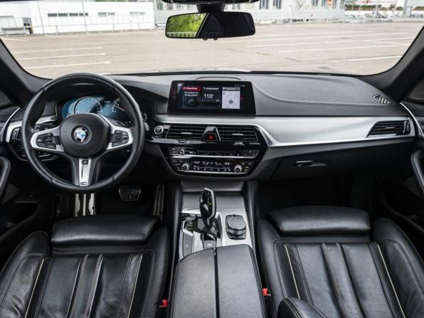 BMW 5 серии VII (G30/G31/G38) с пробегом 2017 года, цена 3 558 000 рублей, 182204 км, седан, Автокод Объявления