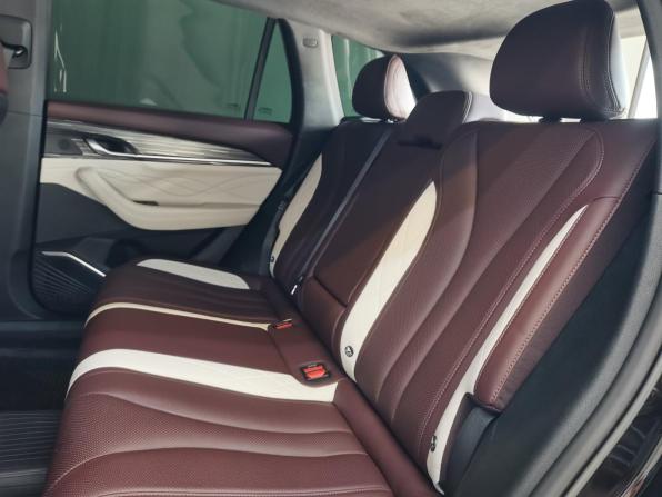 Geely Monjaro I с пробегом 2023 года, цена 3 450 000 рублей, 56000 км, внедорожник, Автокод Объявления