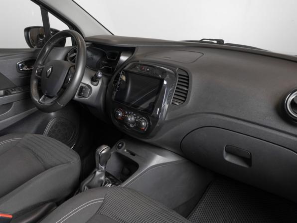 Renault Kaptur I с пробегом 2017 года, цена 1 060 800 рублей, 176725 км, внедорожник, Автокод Объявления