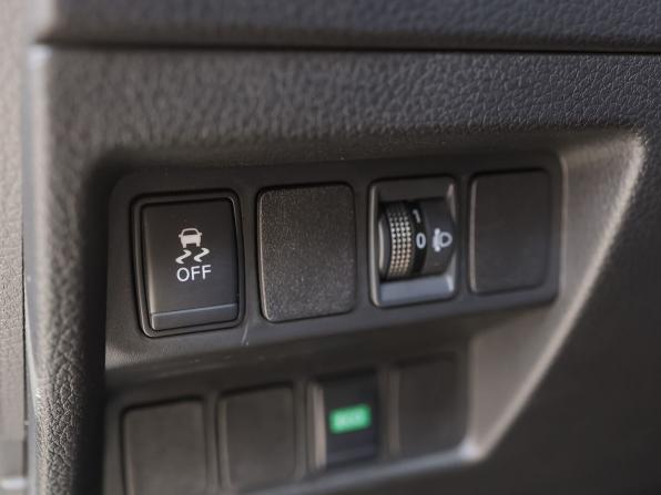 Nissan Qashqai II с пробегом 2018 года, цена 1 799 000 рублей, 131670 км, внедорожник, Автокод Объявления