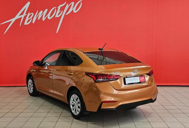 Hyundai Solaris II с пробегом 2018 года, цена 1 239 000 рублей, 133156 км, седан, Автокод Объявления
