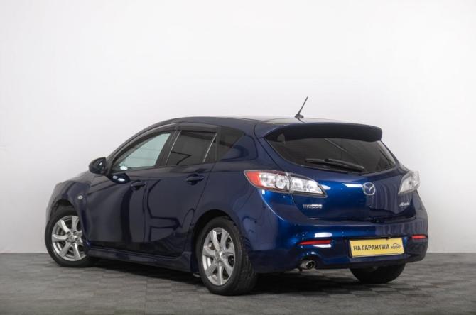 Mazda Axela II с пробегом 2010 года, цена 899 000 рублей, 142000 км, хэтчбек, Автокод Объявления