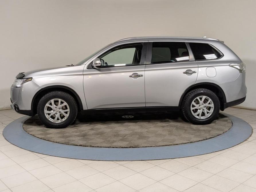 Mitsubishi Outlander III Рестайлинг Екатеринбург  - изображение 5