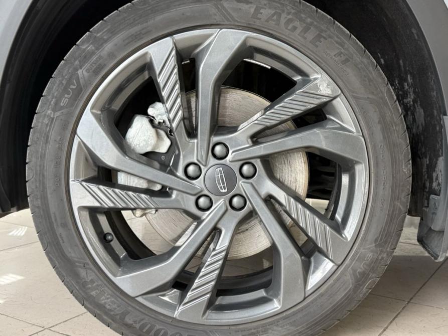 Geely Monjaro I Москва  - изображение 9
