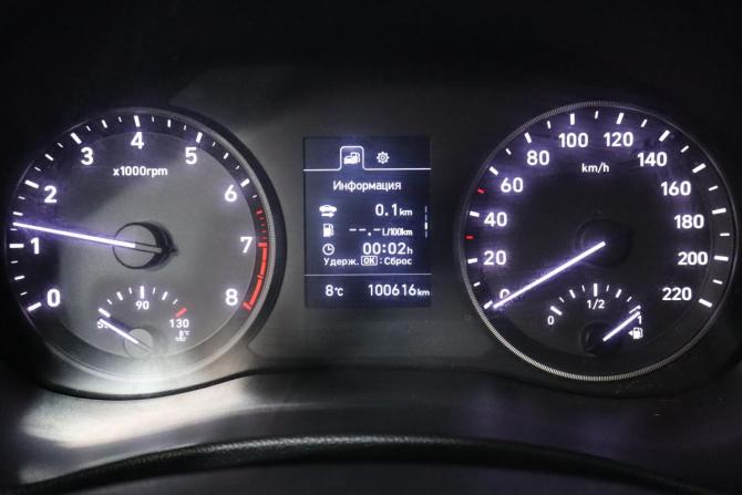 Hyundai Solaris II с пробегом 2019 года, цена 1 249 000 рублей, 99000 км, седан, Автокод Объявления