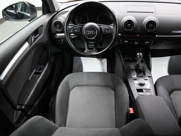 Audi A3 III (8V) Рестайлинг с пробегом 2019 года, цена 2 295 000 рублей, 63762 км, седан, Автокод Объявления