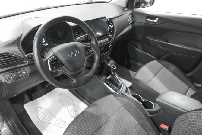 Hyundai Solaris II Рестайлинг с пробегом 2021 года, цена 1 669 000 рублей, 89000 км, седан, Автокод Объявления