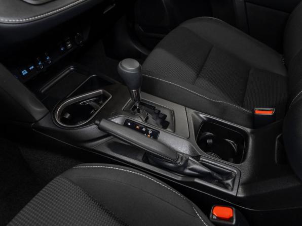 Toyota RAV4 IV (XA40) Рестайлинг с пробегом 2018 года, цена 2 670 000 рублей, 53034 км, внедорожник, Автокод Объявления