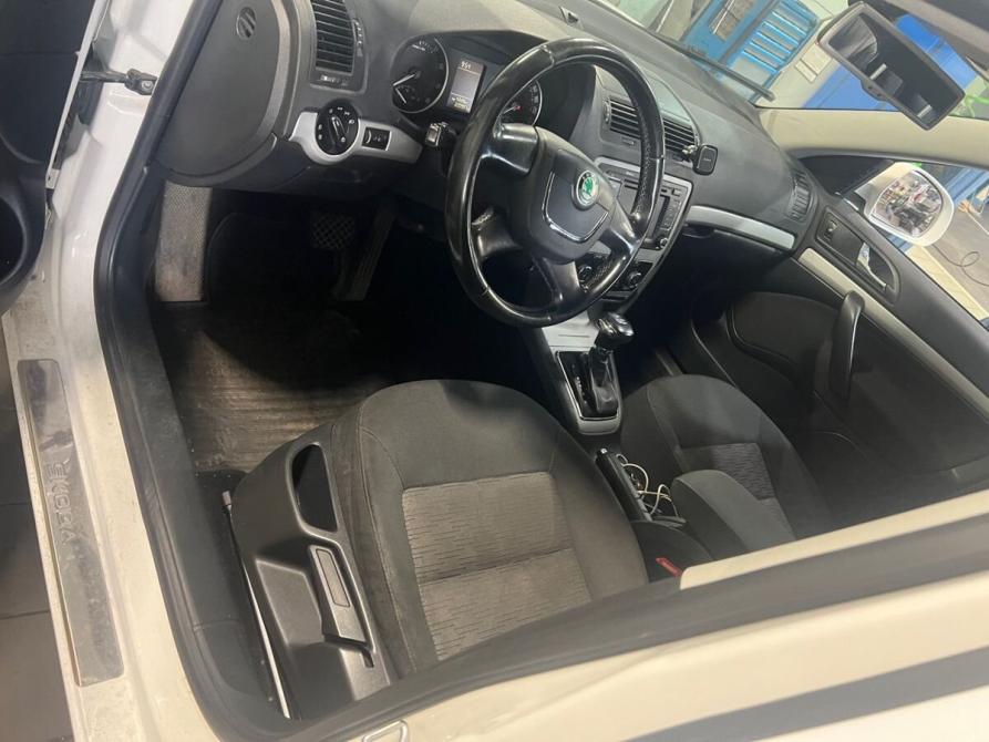Skoda Octavia II (A5) Рестайлинг Санкт-Петербург  - изображение 7