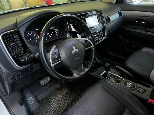 Mitsubishi Outlander III Рестайлинг с пробегом 2014 года, цена 1 669 000 рублей, 153089 км, внедорожник, Автокод Объявления