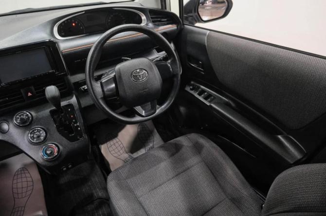 Toyota Sienta I Рестайлинг 1 с пробегом 2019 года, цена 1 549 000 рублей, 109000 км, компактвэн, Автокод Объявления