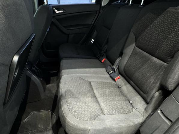 Skoda Yeti I с пробегом 2013 года, цена 980 000 рублей, 267521 км, внедорожник, Автокод Объявления