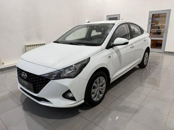 Hyundai Solaris II Рестайлинг с пробегом 2020 года, цена 1 615 000 рублей, 43775 км, седан, Автокод Объявления