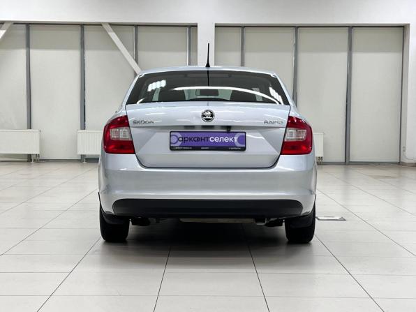 Skoda Rapid I с пробегом 2014 года, цена 615 000 рублей, 241000 км, лифтбек, Автокод Объявления