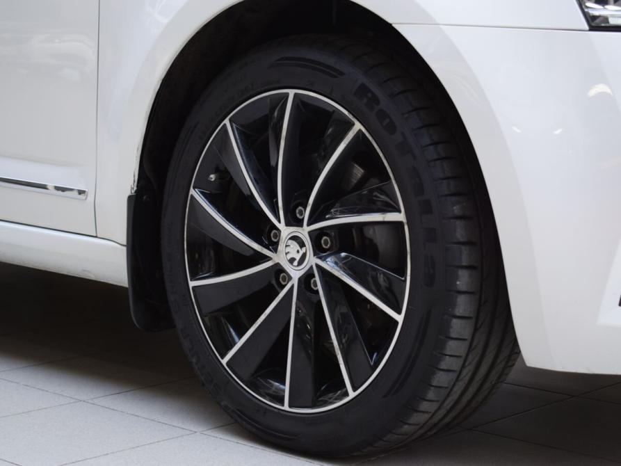 Skoda Octavia III (A7) Рестайлинг Челябинск  - изображение 10
