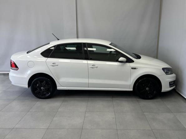 Volkswagen Polo V Рестайлинг с пробегом 2015 года, цена 845 000 рублей, 190290 км, седан, Автокод Объявления