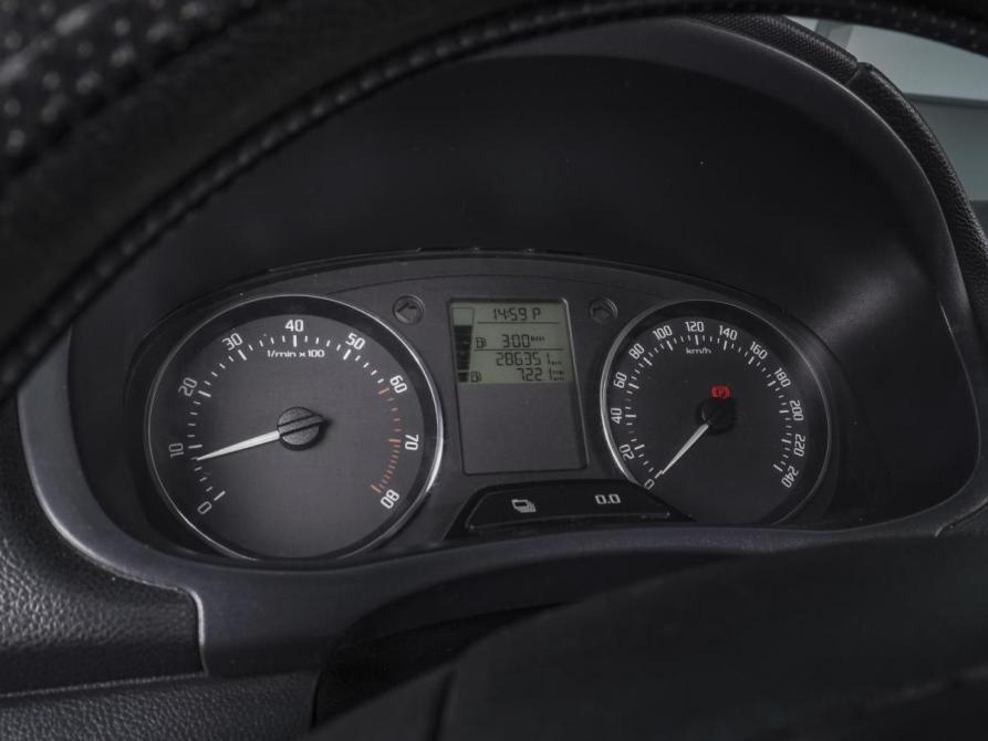 Skoda Fabia II Рестайлинг Ростов-на-Дону  - изображение 14