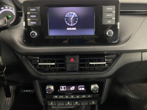 Skoda Rapid II с пробегом 2021 года, цена 1 780 000 рублей, 88617 км, лифтбек, Автокод Объявления