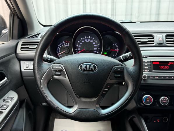 Kia Rio III Рестайлинг с пробегом 2015 года, цена 1 129 000 рублей, 106178 км, седан, Автокод Объявления