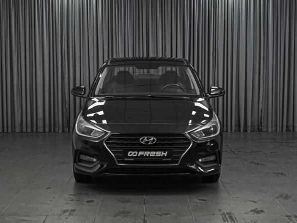 Hyundai Solaris II с пробегом 2018 года, цена 1 299 000 рублей, 154649 км, седан, Автокод Объявления
