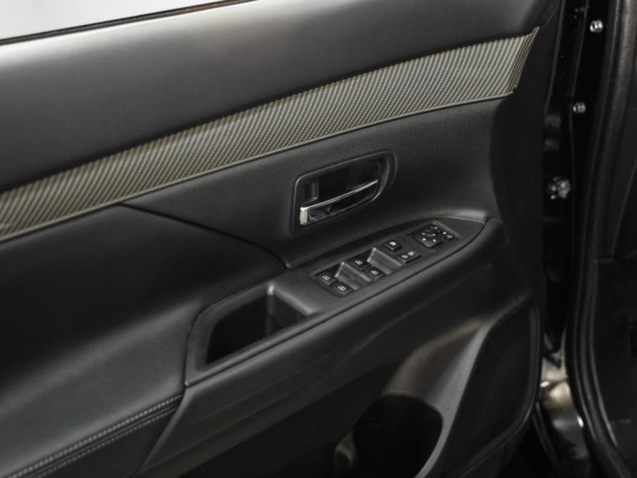 Mitsubishi Outlander III Рестайлинг 3 Санкт-Петербург  - изображение 19