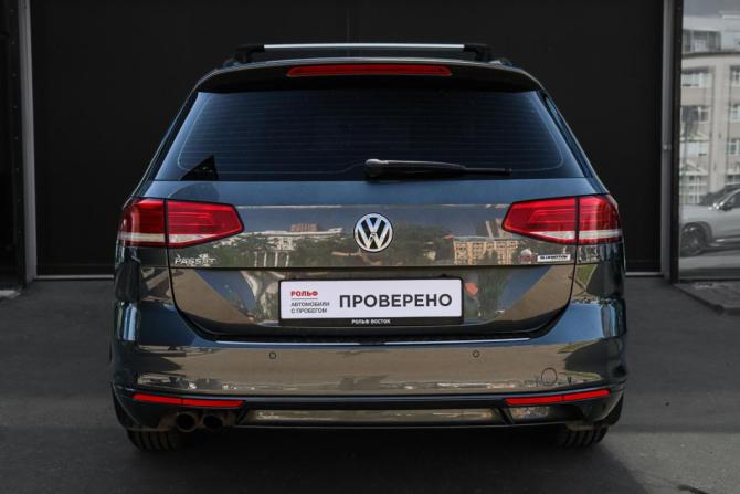 Volkswagen Passat B8 с пробегом 2016 года, цена 1 670 000 рублей, 266958 км, универсал, Автокод Объявления