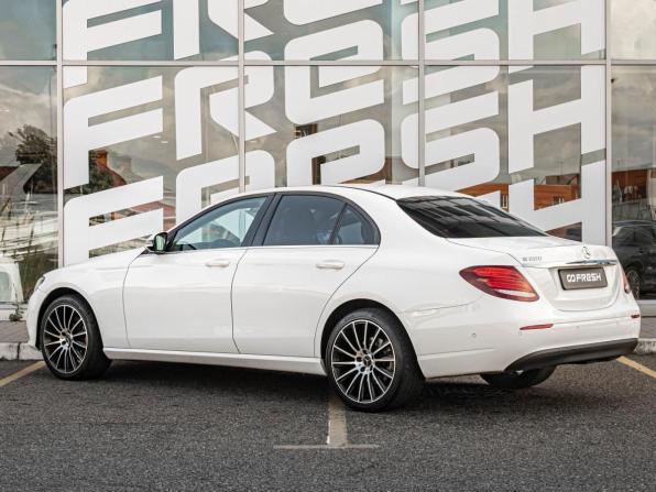 Mercedes-Benz E-Класс V (W213 S213 C238) с пробегом 2018 года, цена 1 850 000 рублей, 304391 км, седан, Автокод Объявления