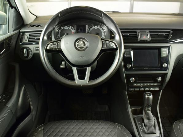 Skoda Rapid I Рестайлинг с пробегом 2018 года, цена 1 358 999 рублей, 88328 км, лифтбек, Автокод Объявления