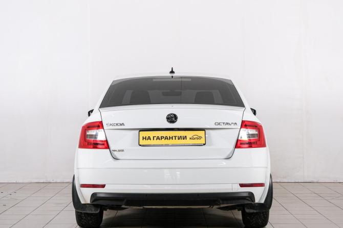 Skoda Octavia III (A7) Рестайлинг с пробегом 2019 года, цена 1 429 000 рублей, 129000 км, лифтбек, Автокод Объявления