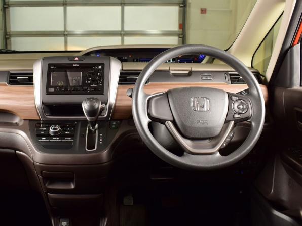 Honda Freed II Рестайлинг с пробегом 2020 года, цена 1 714 995 рублей, 44507 км, компактвэн, Автокод Объявления