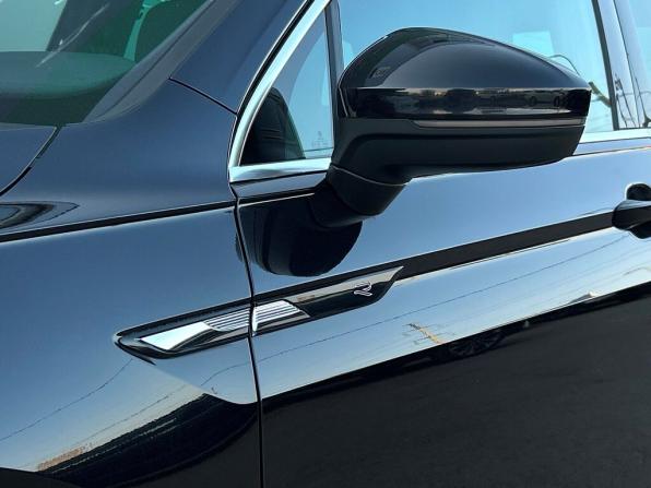Volkswagen Tiguan II Рестайлинг с пробегом 2021 года, цена 3 790 500 рублей, 57602 км, внедорожник, Автокод Объявления