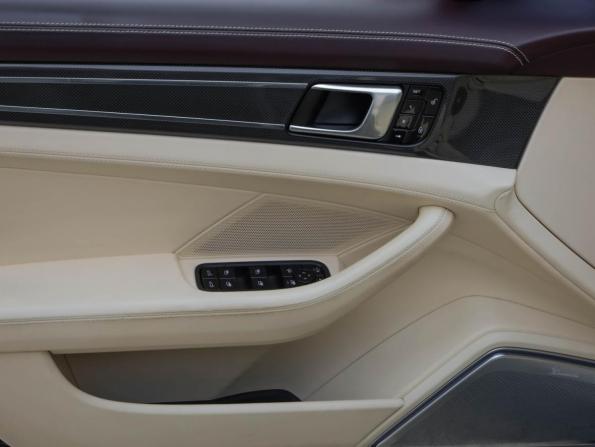 Porsche Panamera II с пробегом 2017 года, цена 8 199 000 рублей, 94967 км, лифтбек, Автокод Объявления