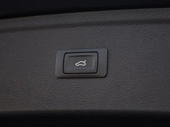 Audi Q5 II (FY) с пробегом 2019 года, цена 3 523 250 рублей, 62794 км, внедорожник, Автокод Объявления