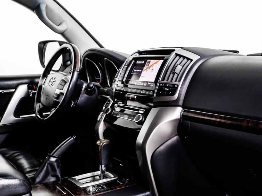 Toyota Land Cruiser 200 Series Рестайлинг 1 Москва  - изображение 9