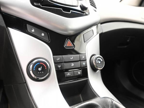 Chevrolet Cruze I с пробегом 2012 года, цена 789 000 рублей, 104729 км, хэтчбек, Автокод Объявления