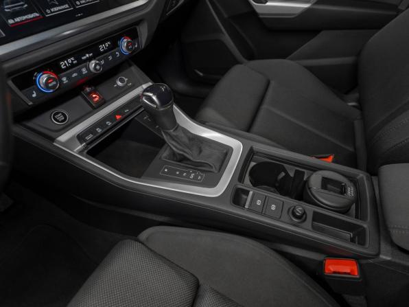Audi Q3 Sportback II (F3) с пробегом 2022 года, цена 3 800 000 рублей, 56737 км, внедорожник, Автокод Объявления