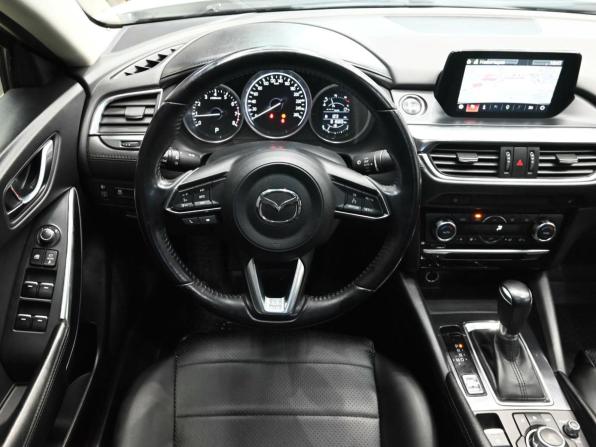 Mazda 6 III (GJ) Рестайлинг с пробегом 2017 года, цена 2 350 000 рублей, 81750 км, седан, Автокод Объявления