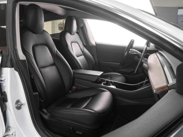Tesla Model 3 I с пробегом 2019 года, цена 3 819 000 рублей, 97504 км, седан, Автокод Объявления