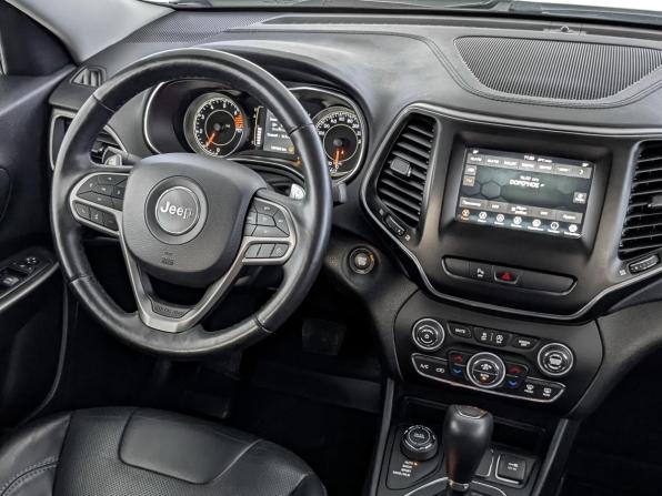 Jeep Cherokee V (KL) Рестайлинг с пробегом 2018 года, цена 2 400 000 рублей, 101850 км, внедорожник, Автокод Объявления