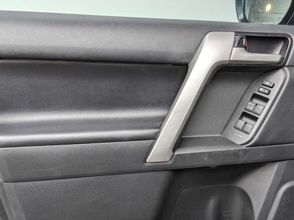 Toyota Land Cruiser Prado 150 Series Рестайлинг 3 с пробегом 2021 года, цена 6 770 000 рублей, 58000 км, внедорожник, Автокод Объявления