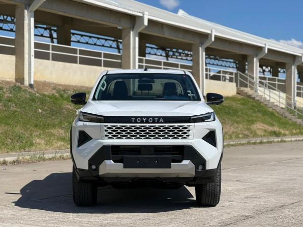 Новый Toyota Hilux IX 2026 года, цена 7 690 000 рублей, offers.body_type.unknown, Автокод Объявления