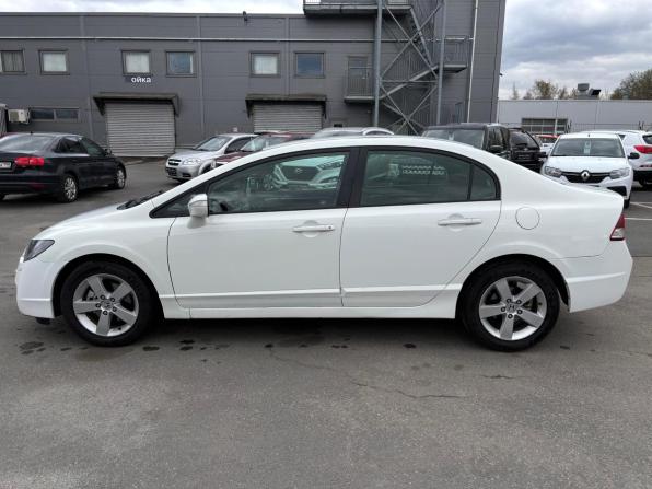 Honda Civic VIII Рестайлинг с пробегом 2010 года, цена 799 000 рублей, 248000 км, седан, Автокод Объявления